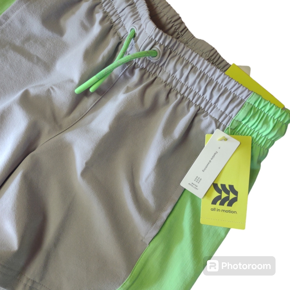 All in Motion Boys' Volley Shorts - Picture 3 of 6